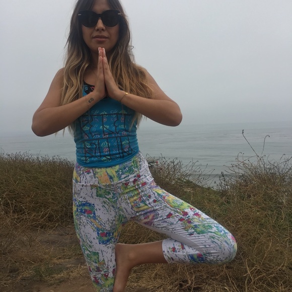 Rebel Buddha rb print logo TANK top - Picture 2 of 3